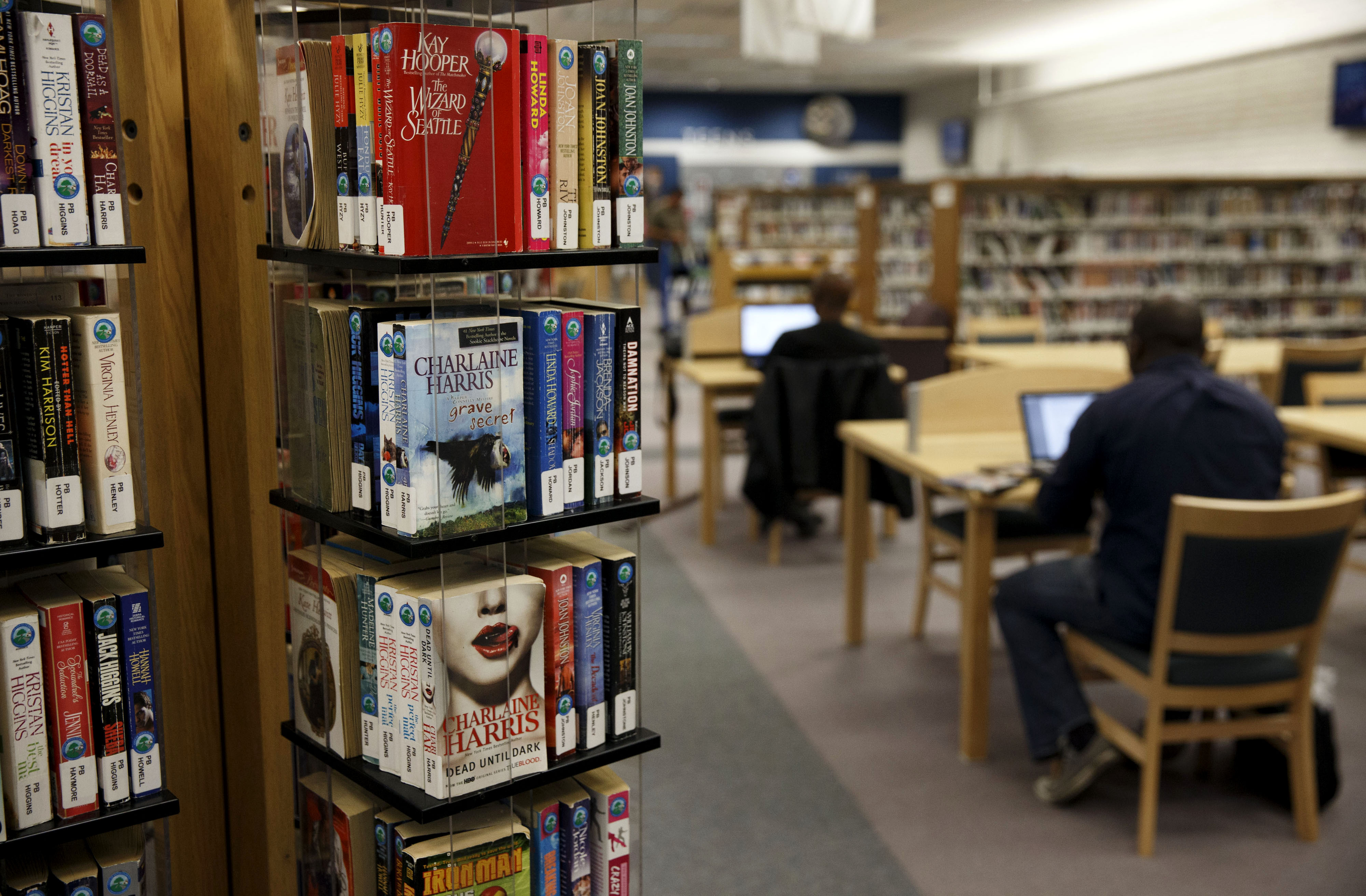 Libraries Of Leaders: On The Bookshelves Of Oscar Winners